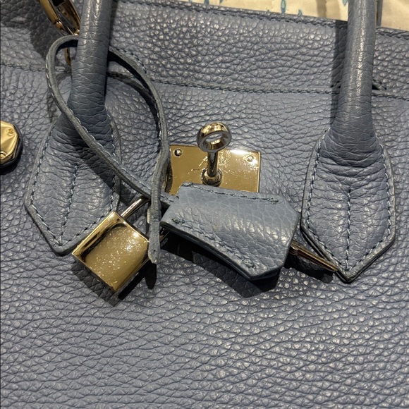 Teddy Blake Buti Cary Elegant Blue Leather Handbag (no longer available online) - Picture 9 of 11
